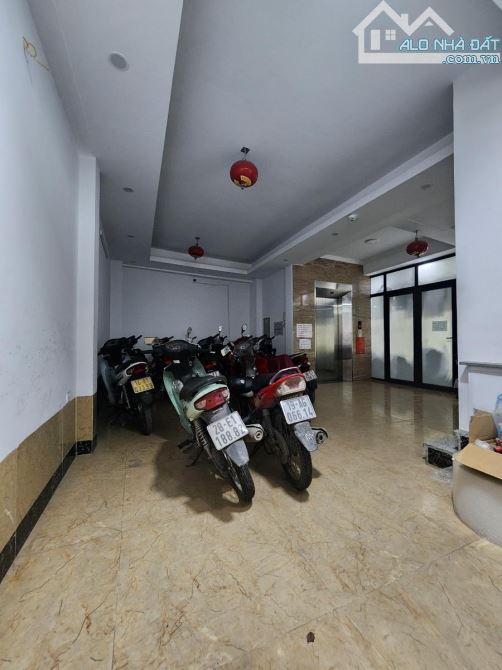 NGUYỄN THỊ ĐỊNH-96/118MT2-LÔ GÓC-SÁT PHỐ- 8TẦNG THANG MÁY-MT RỘNG-VỪA Ở VỪA KD CĂN HỘ-40TỶ - 8