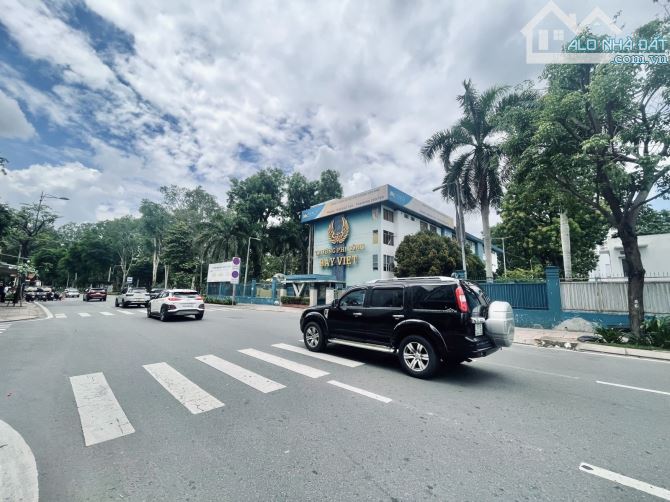 BÁN KHÁCH SẠN 7 TẦNG, 33 PHÒNG - ĐƯỜNG BẠCH ĐẰNG, P.2, TÂN BÌNH - TỔNG DTS:900M2-CHỈ 39 TỶ - 9