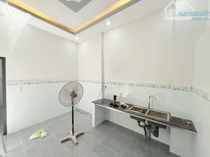 Nhà Âu Cơ_ Phú Trung, Tân Phú. DT 60m2. 2 tầng. Ngang 3.6m x dài 15.3. Giá 5.3  tỷ. - 9