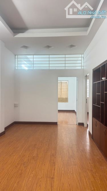 cần cho thuê gấp căn hộ chung cư 2PN - 9