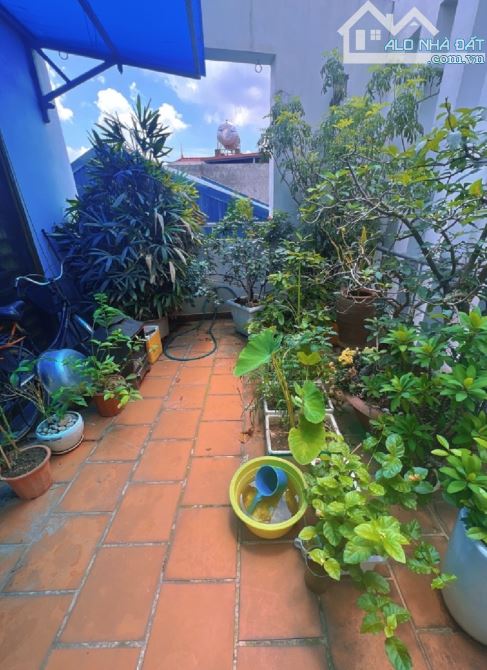 Trần cung- 50M2- 4 tầng, nở hậu. Ngõ thông, gần phố, hai thoáng.