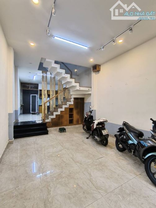 💥 BÁN NHÀ 2 TẦNG - CÁCH MẶT TIỀN 50M - NGUYỄN XÍ - BÌNH THẠNH - 50 M2 - 7.X TỶ