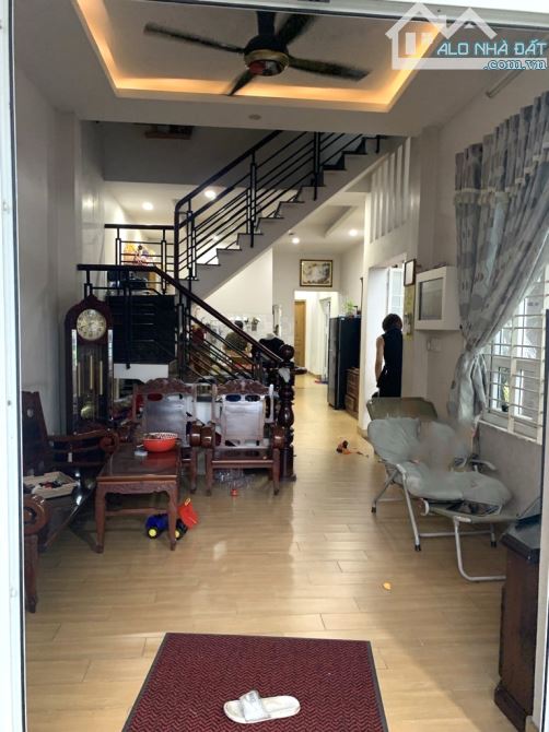 Siêu phẩm đầu tư Tam Phú – gần Tô Ngọc Vân – 986m² hẻm xe hơi – 22 phòng – chỉ 38 tỷ