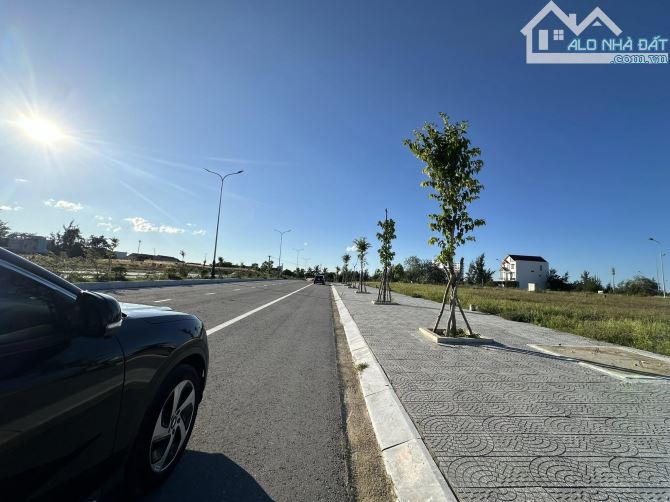 Bán nhanh một số lô đất đẹp đường 36m Bảo Ninh mới đấu