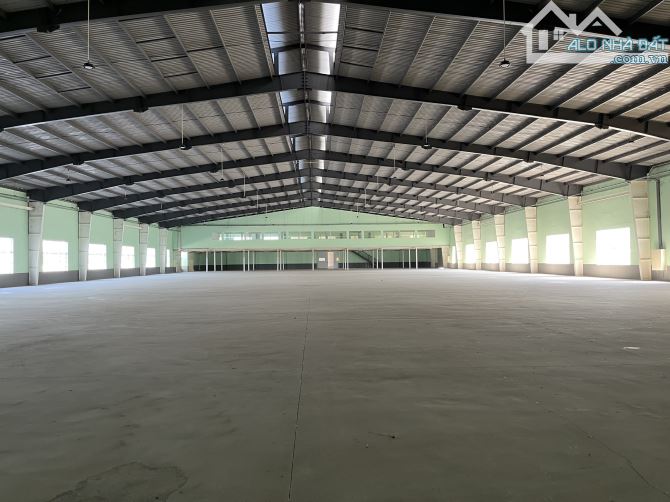 CHO THUÊ NHÀ XƯỞNG ĐỨC HÒA, ĐƯỜNG XEM CONTAINER, PCCC, CÓ VĂN PHÒNG