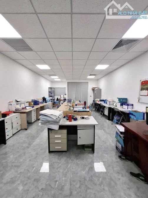 Chính chủ nhà đẹp 6 tầng, thang máy, 95m, ô tô chánh, ở sướng, Galaxy Ngân Hà Vạn Phúc