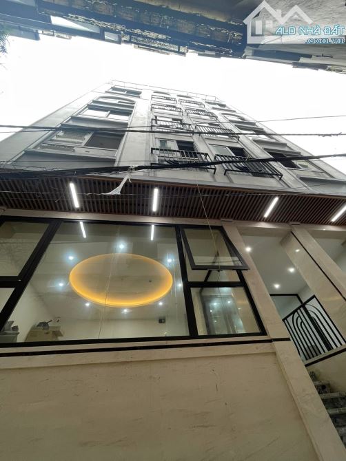 Siêu hiếm căn hộ dịch vụ thành thái lô góc gara ô tô 100m2 giá 40 tỷ