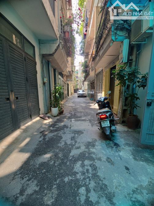 HỒ TÙNG MẬU, KỀ GOLD MARK CITY, 2 MẶT NGÕ OTO ĐỖ CỬA CÁCH PHỐ 30m, 38m MT 4m 9.2 Tỷ