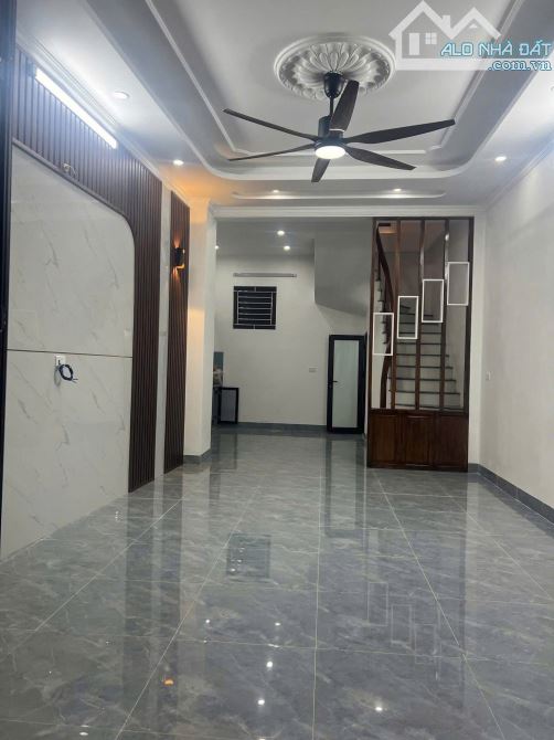 4.5 tỷ nhà mình chính chủ cần bán nhanh trong tuần Cầu Tó Hữu Hòa Thanh Trì + Nhà như hình