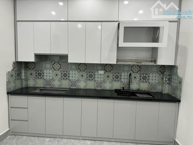 MẶT PHỐ DUY TÂN 43 TỶ DT 100M MT 4M 4T KINH DOANH MỌI LOẠI HÌNH CF 2 MẶT NGÕ CỰC ĐẸP
