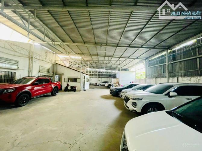 Giảm 18tỷ. Xuống còn 62tỷ. (Mặt tiền Bà Triệu đang 90trm2) hàng siêu hiếm ngang 26m gần
