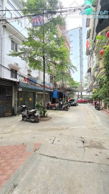 Bán nhà Kim Mã - 2 mặt ngõ trước sau - OTO TRÁNH - 75M2, 6T THANG MÁY, MT 6,1M - 26 tỷ 5