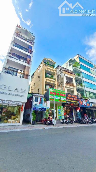 Bán Nhà Mặt Tiền Lê Thị Riêng Quận 1, DT: 4m*14m, 4 Tầng, Vị Trí Vàng Trung Tâm, Giá 2X Tỷ