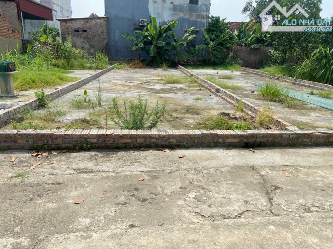 BÁN ĐẤT THÔN TUYỀN, ĐÔNG XUÂN, SÓC SƠN. DIỆN TÍCH 102M2, MT 5.06M. GIÁ 2.86 TỶ.