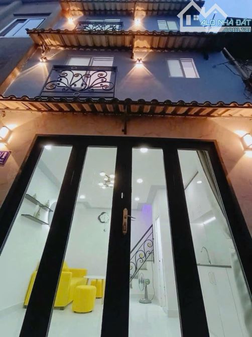 🏡 NHÀ 3 TẦNG - SỔ RIÊNG - CÁCH MẶT TIỀN CHỈ 1 CĂN - CHỈ 2,6 T.Y