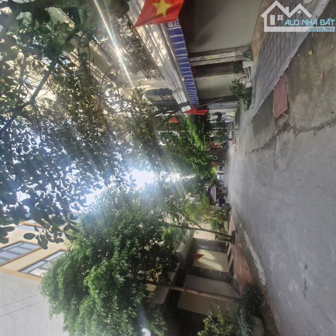 Bán đất dọc bún 1 la khê hà đông, 50m , phân lô , vỉa hè
