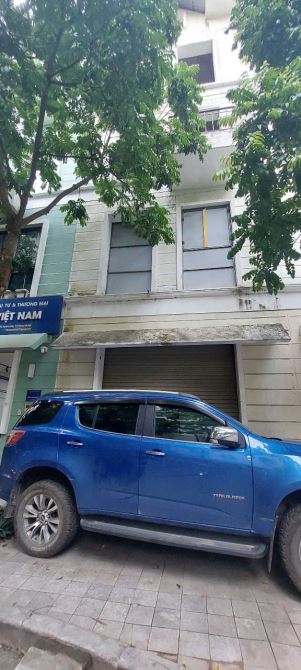 Bán liền kề thô KĐT Đô Nghĩa - Hà Đông. 75m2, 2 mặt thoáng, giao thông thuận tiện.