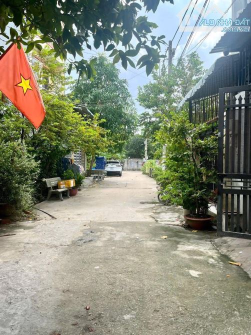- NHÀ 2 TẦNG ĐÚC BTCT - DƯỜNG SỐ 8, SÁT ĐÔNG TÂNG LONG, TRƯỜNG THẠNH, 61m2 4,2 tỷ (còn bớt