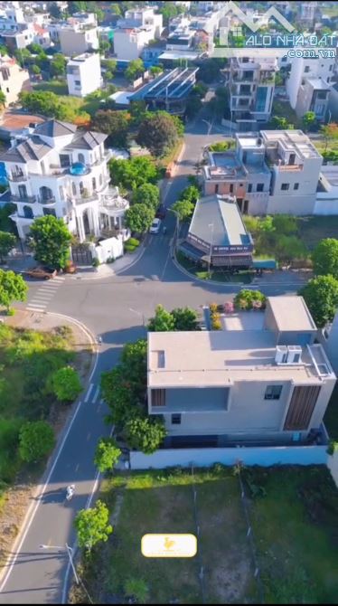 Bán cặp liền kề mặt tiền trục chính kinh doanh dự án Phát Đạt Bàu Cả TP Quảng Ngãi