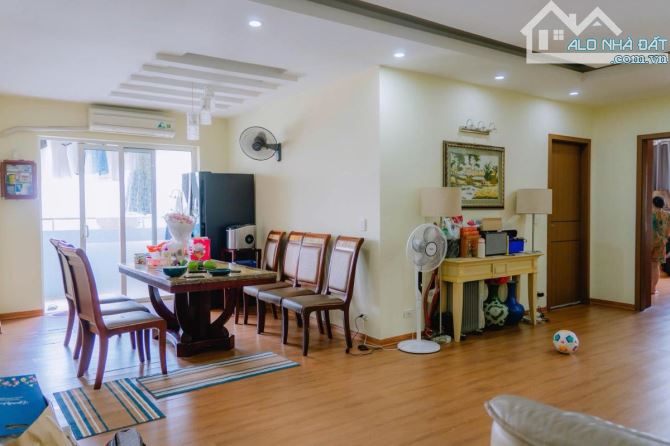 MẶT PHỐ BẮC CẦU_VỊ TRÍ ĐẸP_Ở KẾT HỢP KINH DOANH CỰC SƯỚNG