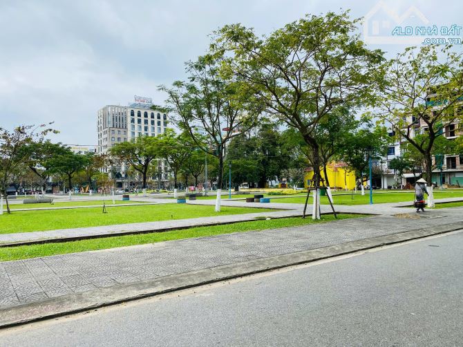Bán cặp đất đường 7m5 Đông Kinh Nghĩa Thục- 190m2 (10x19)  Gần Bãi tắm biển, CV Biển Đông
