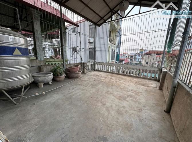 Bán nhà Tây Tựu, gần phố, ô tô đỗ cửa, gần trường, chợ, tiện ích sổ đẹp
