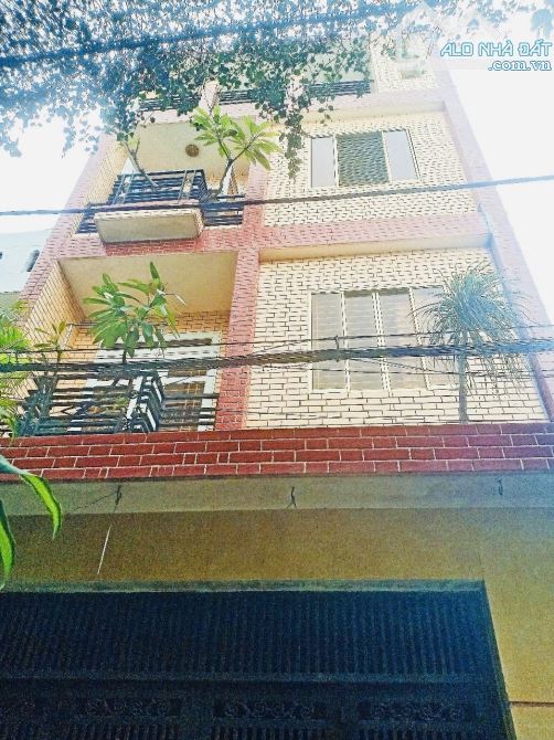 Bán Nhà Tân Thới Hiệp Q12 - 100 M2 (5,7 x 18m ) - 4Tầng  -  Chỉ 5,95 Tỷ.