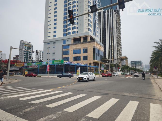 Dòng Tiền Kiệt 6m Nhà 3T Nguyễn Văn Thoại Cạnh Biển Mỹ Khê- 90m2- Ngang 5m2- Chỉ : 10 Tỷ 6
