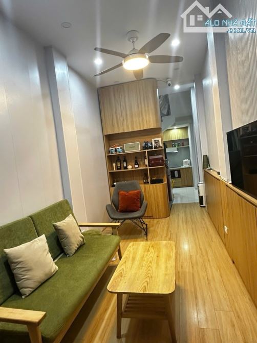 30m2 x 4 Tầng , Phố Nguyễn Cao Lò Đúc , 40m Ra Ô Tô , Ngõ Thông Thoáng Sáng