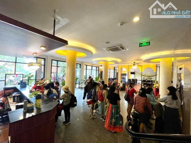 Bán khách sạn sát Biển Cửa Đại, Hội An, Diện Tích 520m2, 5 tầng, 36 phòng, giá 55 tỷ.