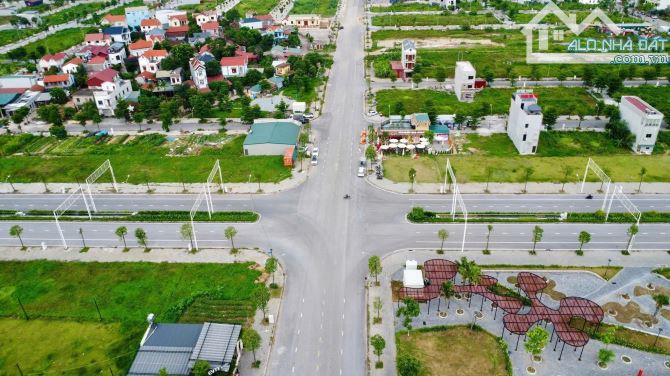 LÔ ĐẤT VÀNG - 50 NĂM - LÀNG NGHỀ KHÚC XUYÊN - 330M2 - MT10