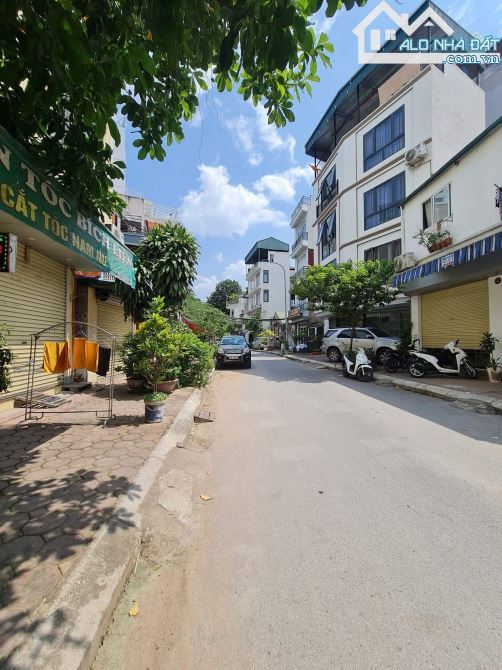 BÁN ĐẤT MP THỤY KHUÊ - ĐỒNG CỔ 54M2 MT 3M9 - QH ĐẸP, ĐÃ GIẢI TỎA - 5 PHÚT RA HỒ TÂY