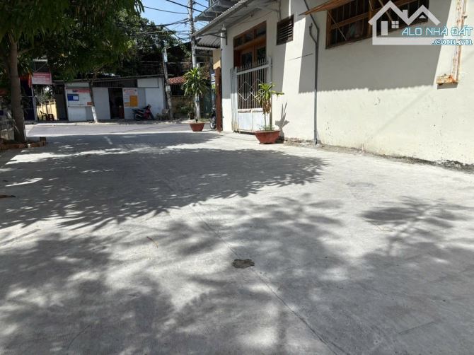 Bán nhanh lô góc 2 mặt tiền hẻm đường Nguyễn Chích, Bắc Nha Trang, Khánh Hoà - 1