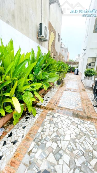Biệt Thự Sân Vườn 1 Lầu 8x20m Đường Trung Mỹ Tân Xuân Hóc Môn Giá 6.5 Tỷ Full Nội Thất - 1