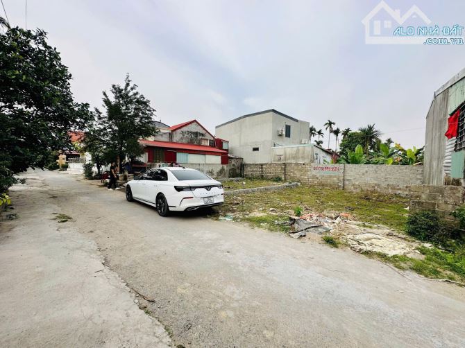 66m2 trục thôn Đức Phong, Kiến Minh gần Ga và Vin - 1