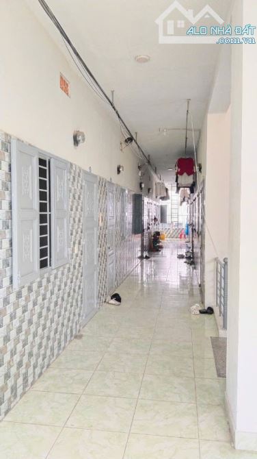 BÁN DÃY TRỌ 2 TẦNG NGAY LÀNG ĐẠI HỌC NHÌN RA CÔNG VIÊN, 250m2, MT 10m, GIÁ 11,9 TỶ. - 1