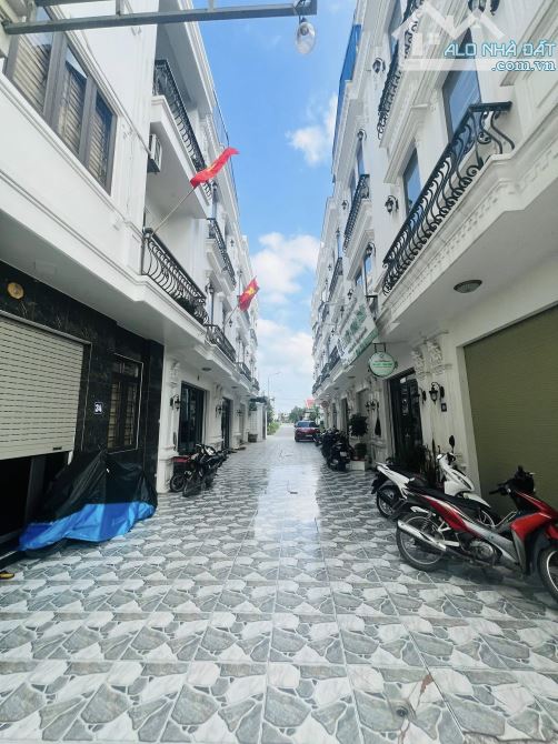 Ms Linh-Bán lô đất 50m2 ngay cạnh khu chung cư Quỳnh Hoàng, Nam Sơn giá chỉ 1,x tỷ - 1