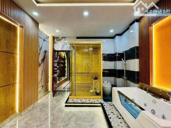 Bán Biệt Thự nội khu Trường Sơn, Cư Xá Bắc Hải, P.15, Q.10. DT: 7.5x20m Hầm 5 Tầng ! - 1