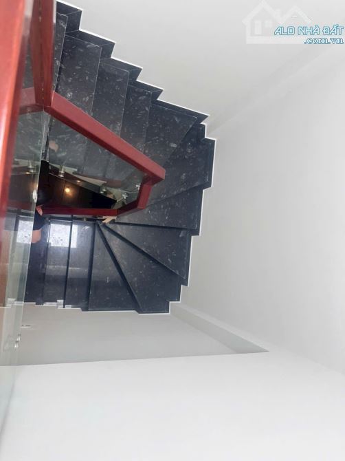BÁN NHÀ THẠCH BÀN LONG BIÊN 5 TỶ 45m 4 TẦNG MT 4m gần Công Viên Dòng tiền 14 triệu/1T - 1