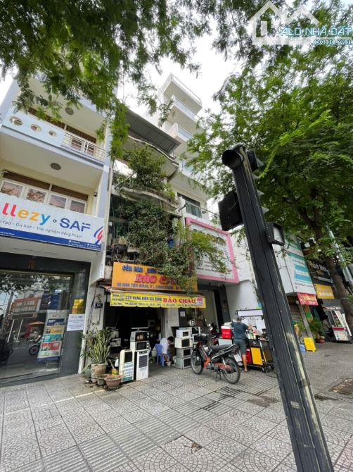 TÒA NHÀ 6 TẦNG THANG MÁY – MT ĐINH TIÊN HOÀNG (LÊ VĂN DUYỆT) - 73 m2- 6 lầu - 23,8 tỷ - 1