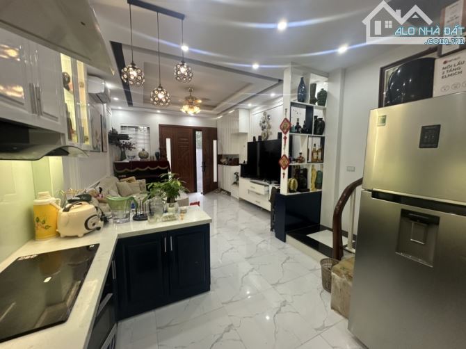 BÁN NHÀ 5 TẦNG NGÃ TƯ TRẠM TRÔI , QL32 , HOÀI ĐỨC , NHÀ MỚI OTO GẦN , DT40m2 oto4c - 1