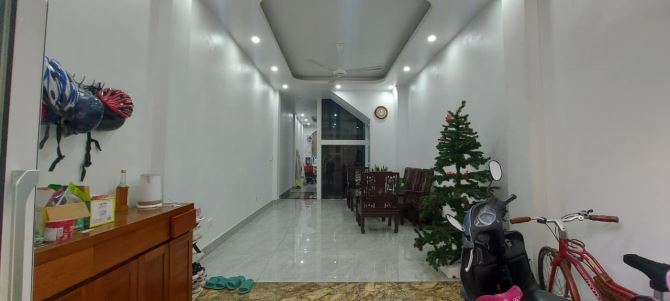 PHỐ HOÀNG QUỐC VIỆT 26 TỶ DT 102M MT 6M 4T Ô TÔ TRÁNH KINH DOANH HAI THOÁNG - 1