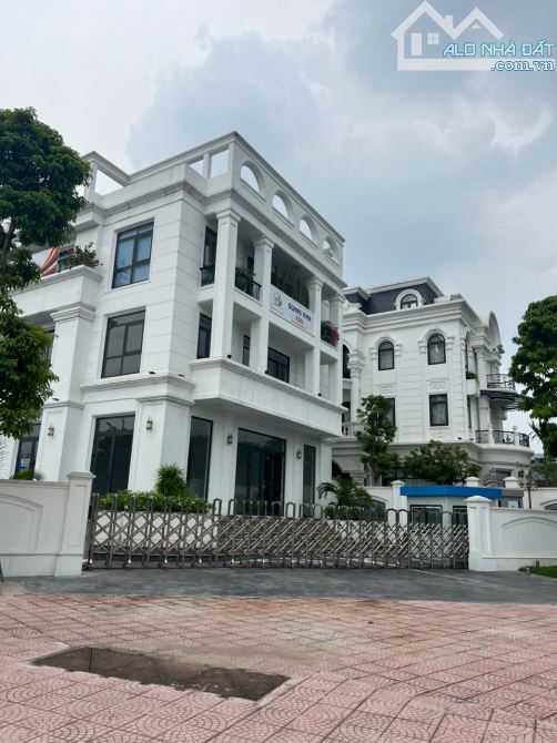 Bán đất Yên Viên Gia Lâm 54m2 MT 6m 4.Xtỷ, 15m ra đườg oto, gần trườg học, full tiện ích - 1