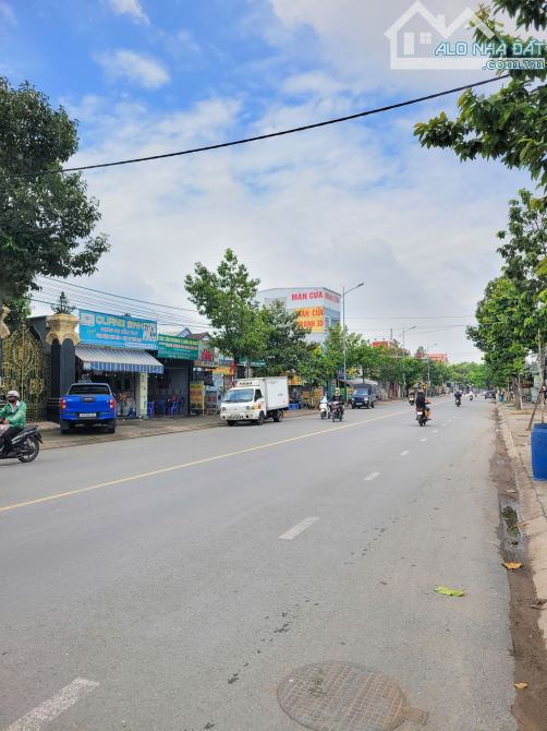 Mặt Tiền Kinh Doanh Sầm Uất__10Tỷ__122m2 (8,3x16)__Đất tặng Nhà MT Nguyễn Thị Minh Khai - 1