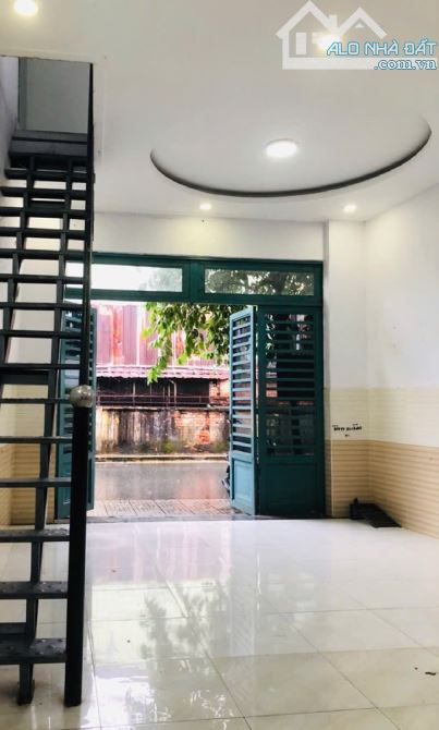 BÁN NHÀ HAI MẶT TIỀN TRƯỚC SAU ĐƯỜNG THÔNG-TRUNG MỸ TÂY -Q12 - 1