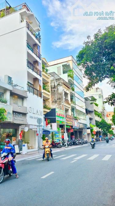 Bán Nhà Mặt Tiền Lê Thị Riêng Quận 1, DT: 4m*14m, 4 Tầng, Vị Trí Vàng Trung Tâm, Giá 2X Tỷ - 1