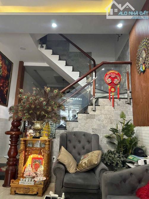 NHÀ HẺM 6M XE HƠI  NGUYỄN SƠN, GẦN NGÃ TƯ THOẠI NGỌC HẦU  3 LẦU ST 4x16M  GIÁ 7TỶ - 1