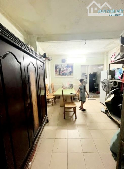 MẶT PHỐ TRẦN KHÁT CHÂN QUẬN HBT - 2 THOÁNG  VỈA HÈ  XÂY TOÀ VP DÒNG TIỀN 83m nhỉnh 30 tỷ - 1