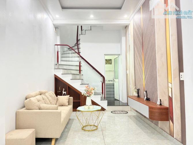 🚗 BÁN NHÀ 3 TẦNG MẶT ĐƯỜNG VŨ CHÍ THẮNG – LÊ CHÂN – KD CỰC ĐỈNH – GIÁ CHỈ 3,25 TỶ  📐 - 1