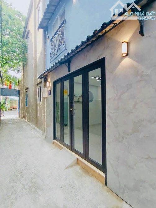 🏡 NHÀ 3 TẦNG - SỔ RIÊNG - CÁCH MẶT TIỀN CHỈ 1 CĂN - CHỈ 2,6 T.Y - 1